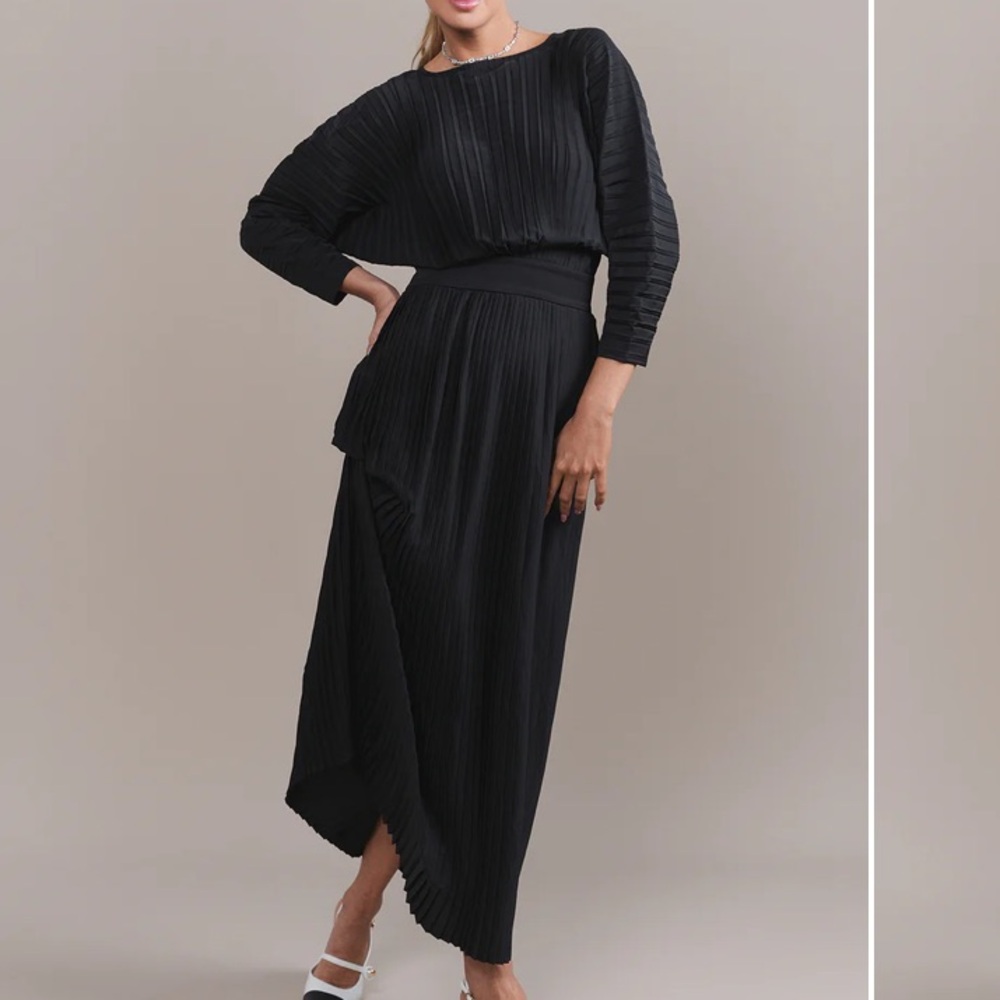 Apparalel Black Pleated Crepe Dress
